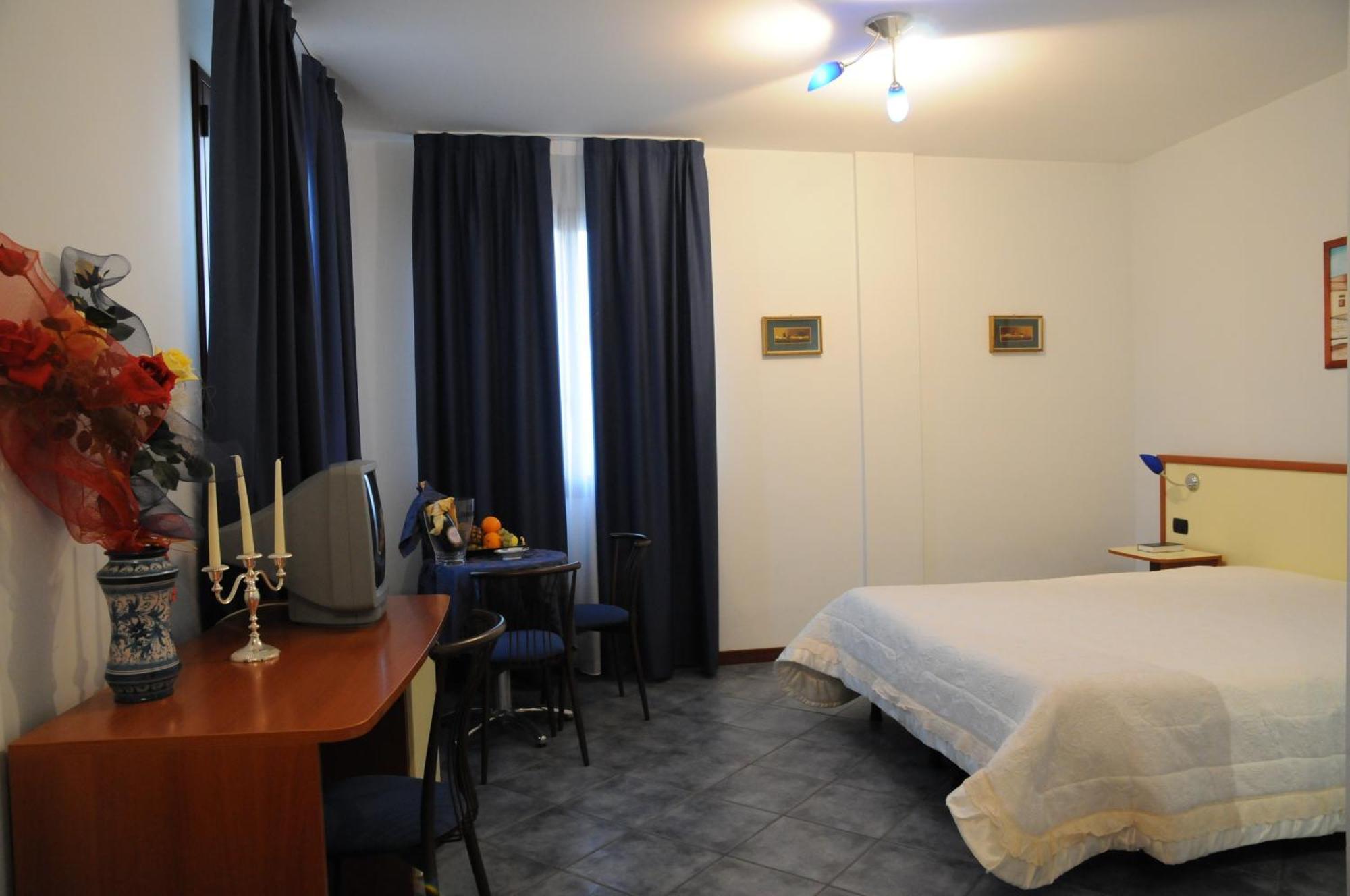 Hotel Miravalle ริเบรา ภายนอก รูปภาพ
